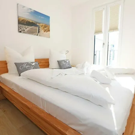 Strandlaeufer Whg 37 Sonnenschein Mit Balkon