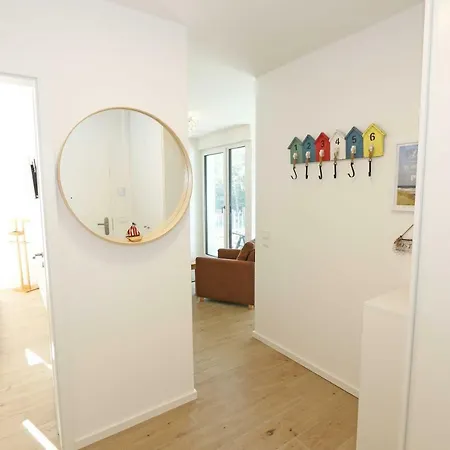 Strandlaeufer Whg 37 Sonnenschein Mit Balkon *